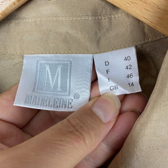 Madeleine Gold Silk Blouse/Jacket - Picture 2 of 5